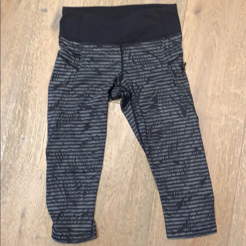Capri legging, hit at knee